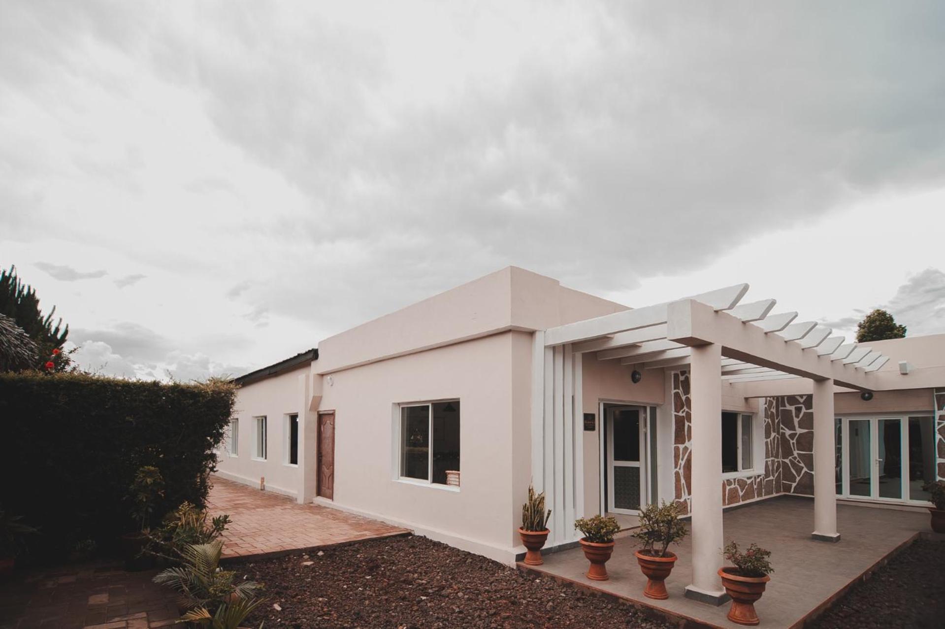 Mahafaly Hotel & Resort Antsirabe Zewnętrze zdjęcie